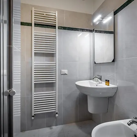 Yid Agnolo Three Bedroom In * Florence
