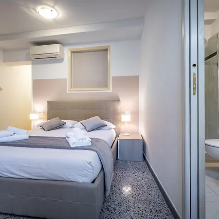 Yid Agnolo Three Bedroom In *